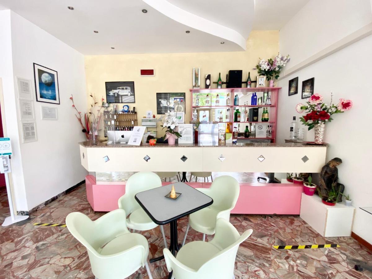 Hotel Luna Rossa Rimini Eksteriør bilde